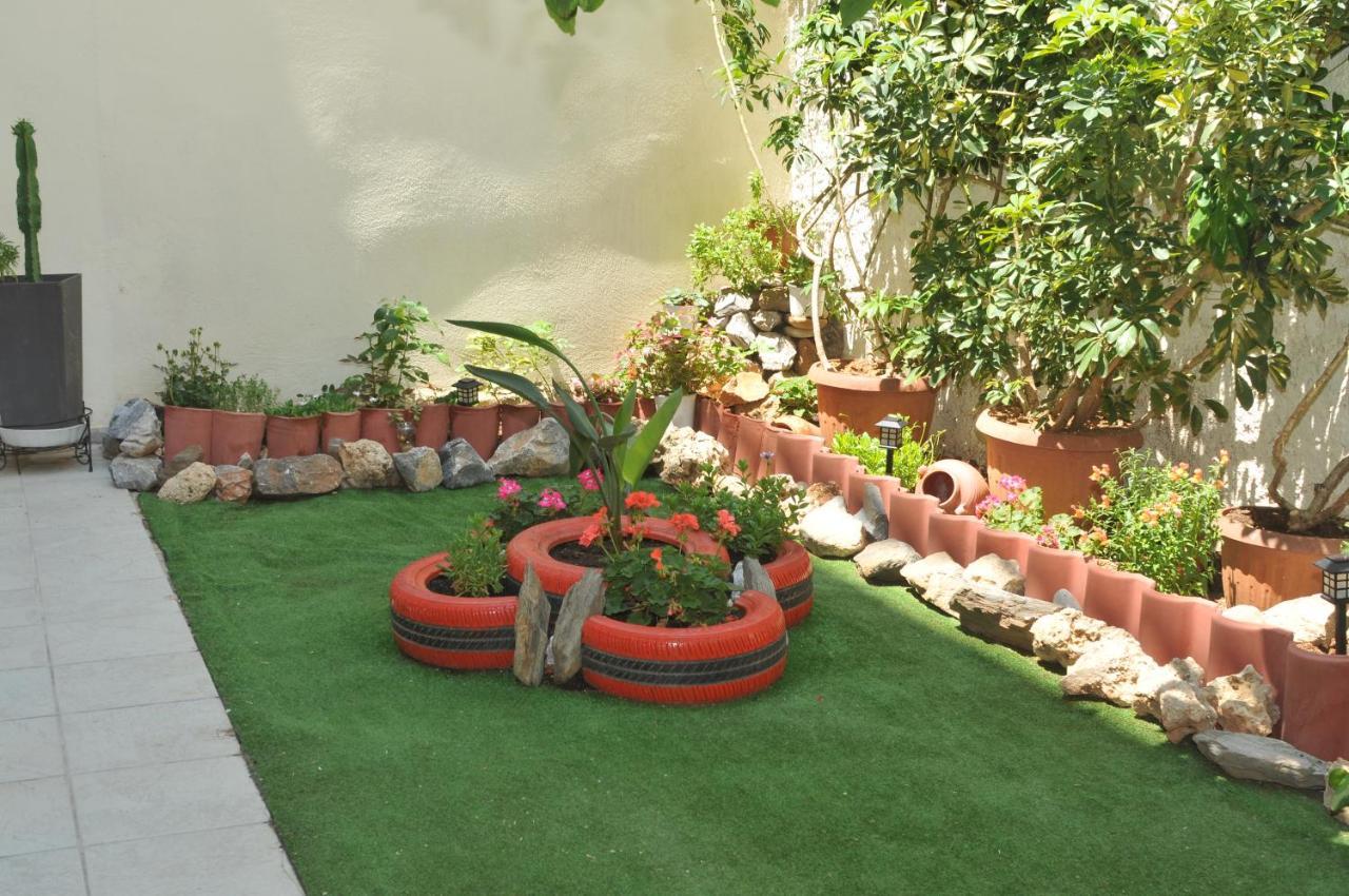 شقة Demi'S Garden Near The Metro Of أثينا المظهر الخارجي الصورة